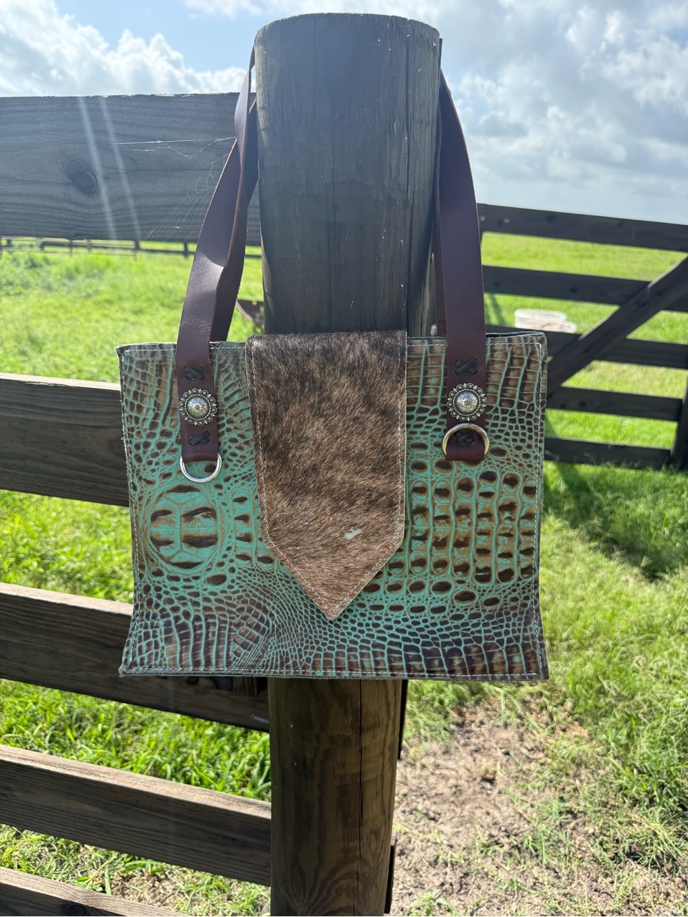 Leather & Haircalf Green Croc-Embossed Tote Bag